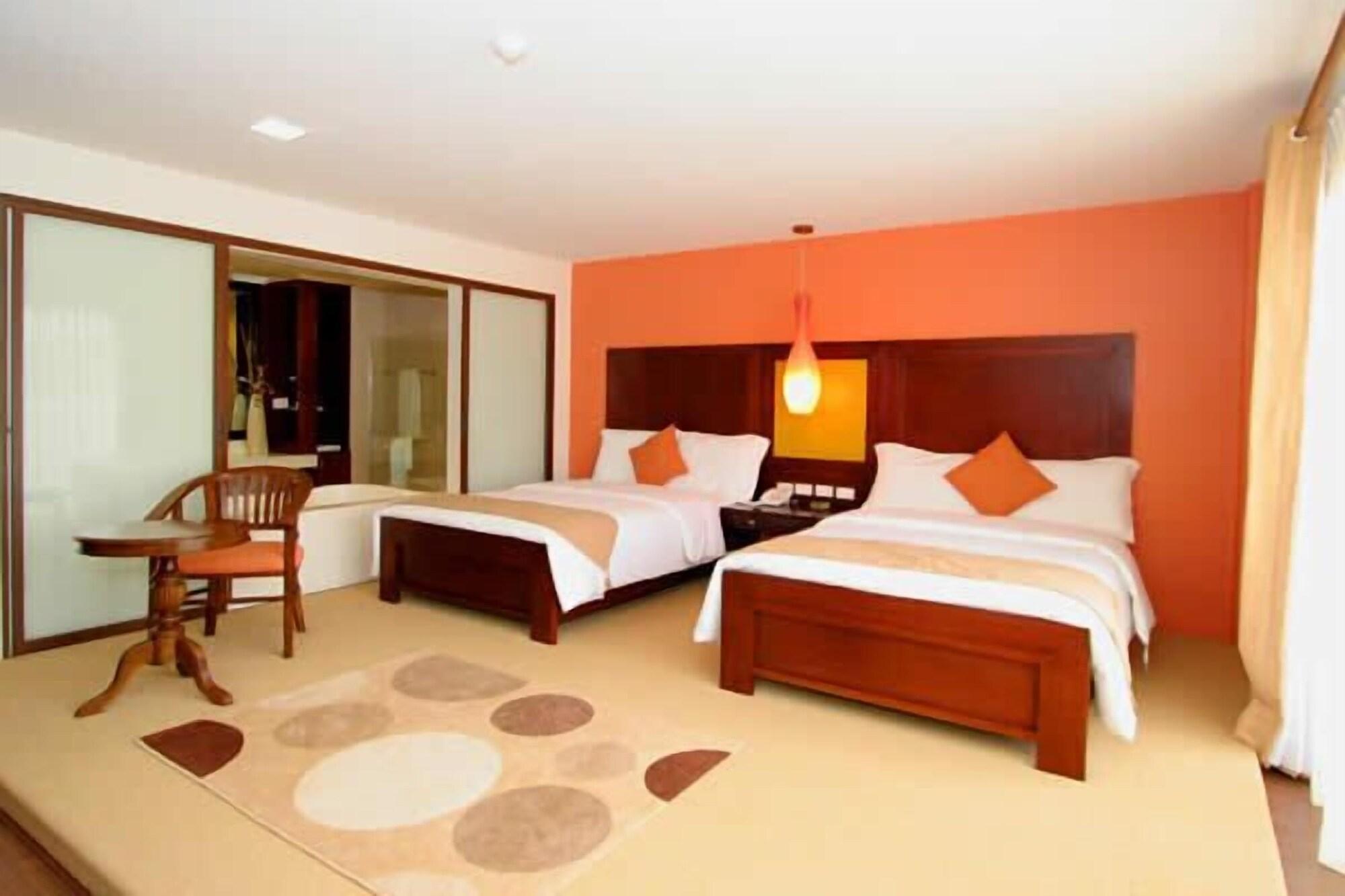Coron Gateway Hotel & Suites Екстериор снимка